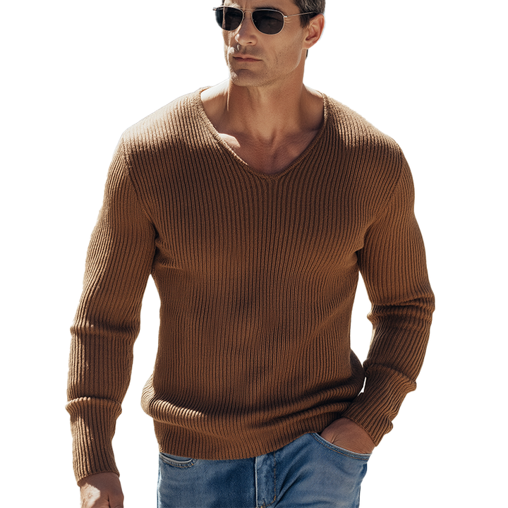 Męski Prosty Sweter Pleciony w Prostej Farbce z Dekoltem w Serek