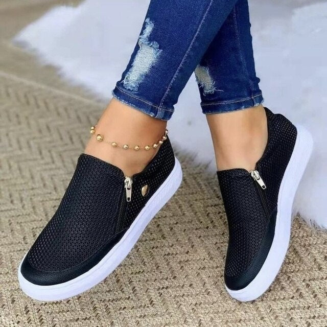 Mila – Stylowe Slip-On z Paskiem