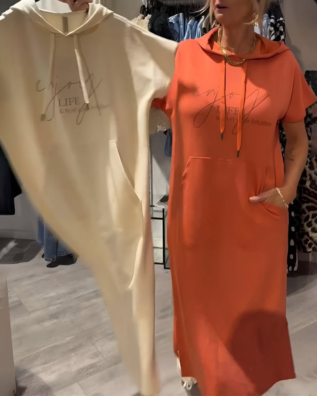 Saskia | Luźna sukienka z kapturem