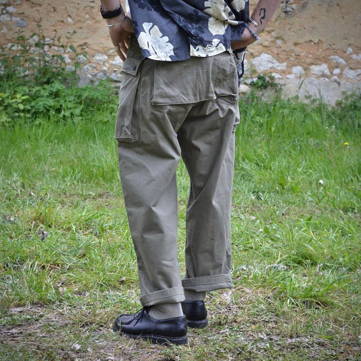 Męskie Vintage Wielokieszeniowe Proste Luźne Spodnie Cargo z Bawełny 31031389M