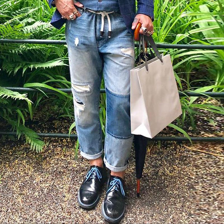 Męskie vintage dżinsy z przetarciami i łatami 00359354Y